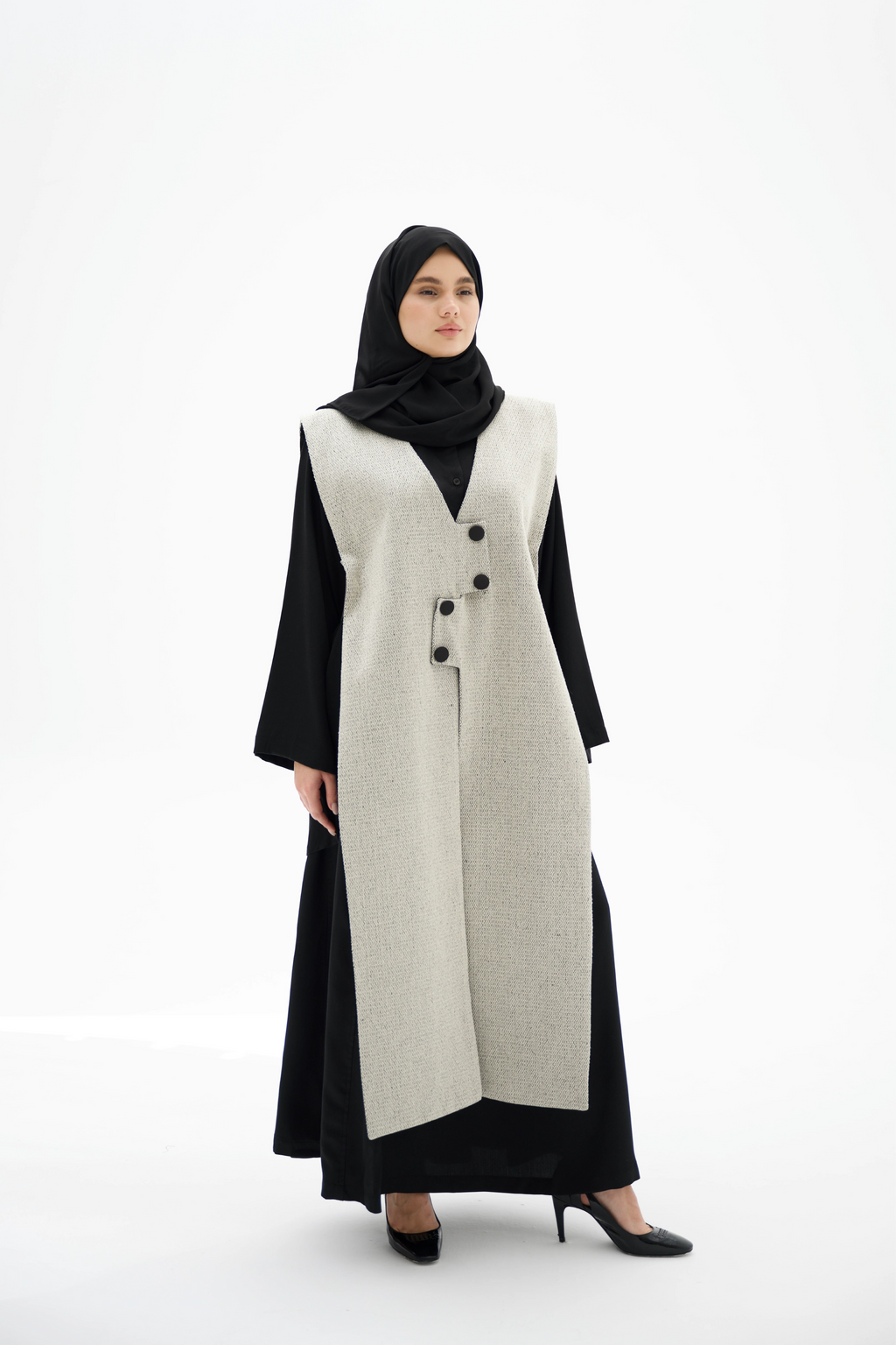 Signature Vest – Black & White Edition