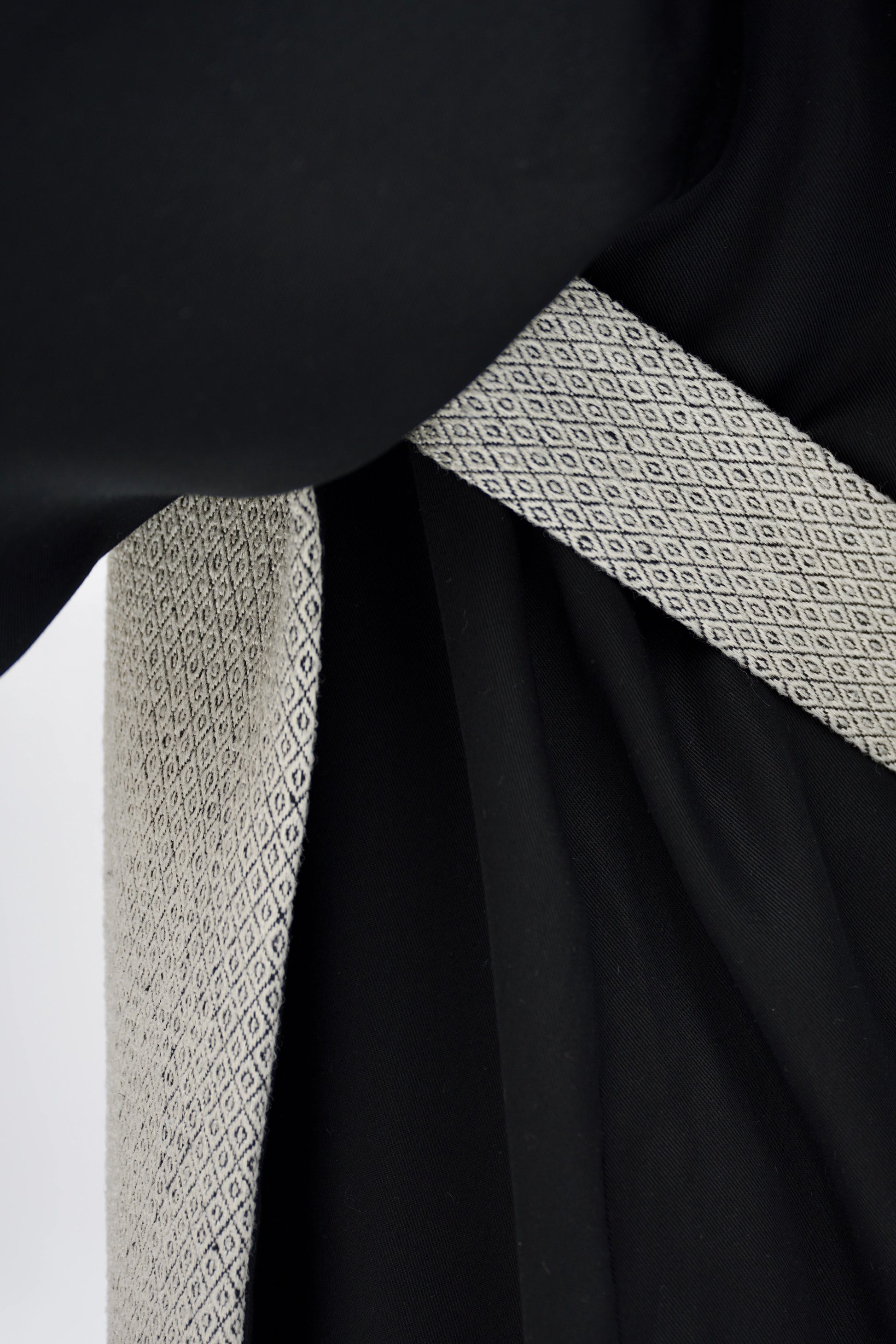 Signature Vest – Black & White Edition